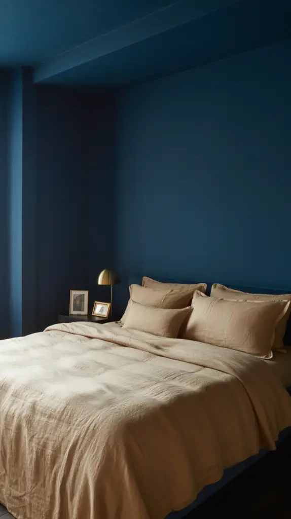 Create a Cozy Moody Bedroom That Feels Like a Personal Sanctuary 2 Create a Cozy Moody Bedroom That Feels Like a Personal Sanctuary